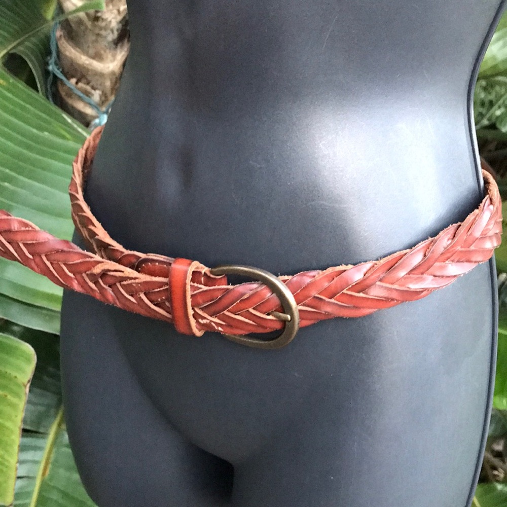 Woven leather belt